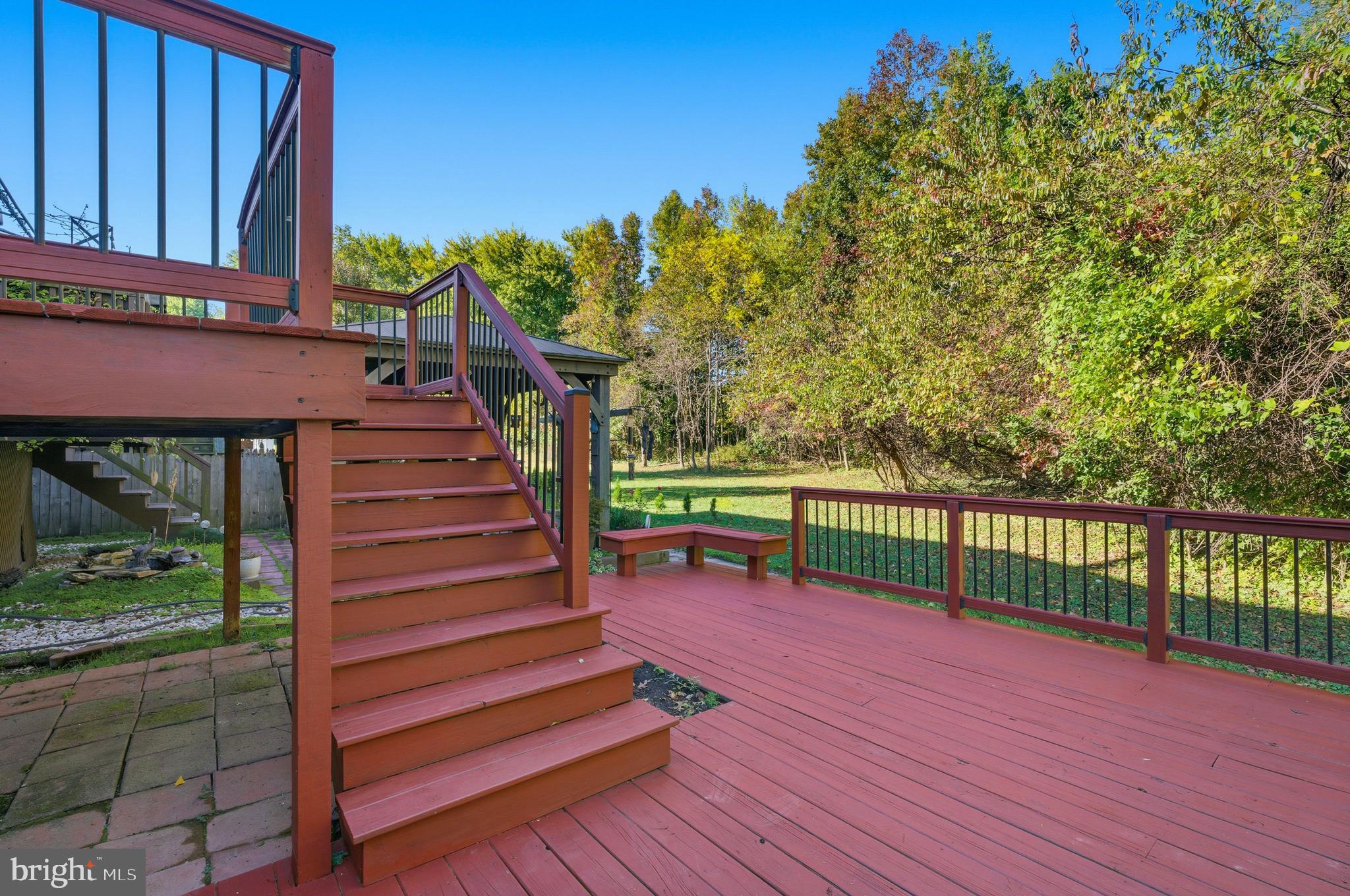 THE MEADOWS - Residential