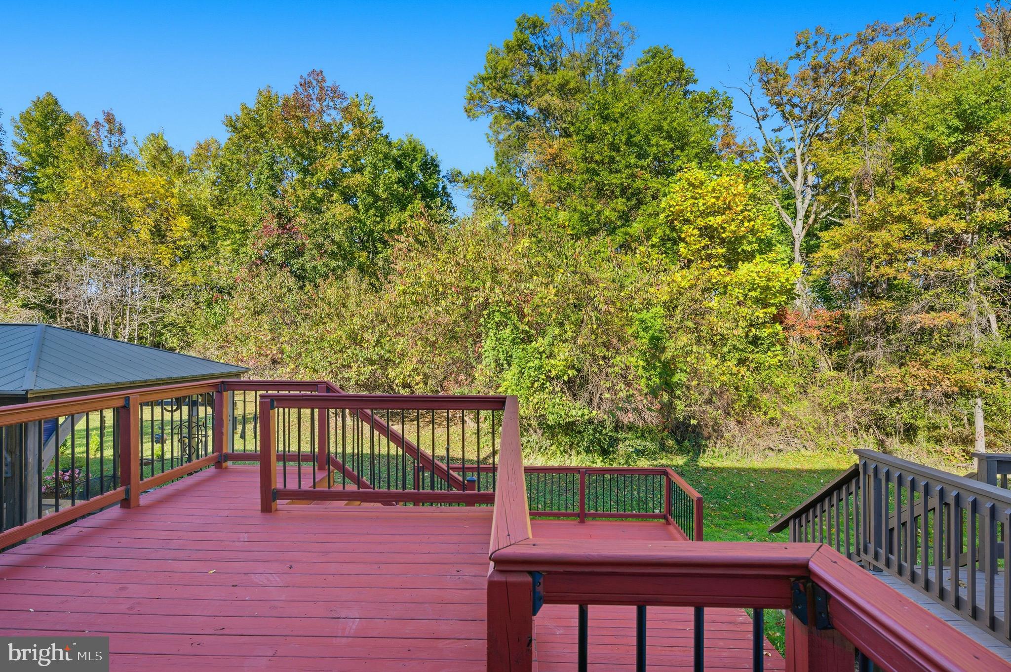 THE MEADOWS - Residential