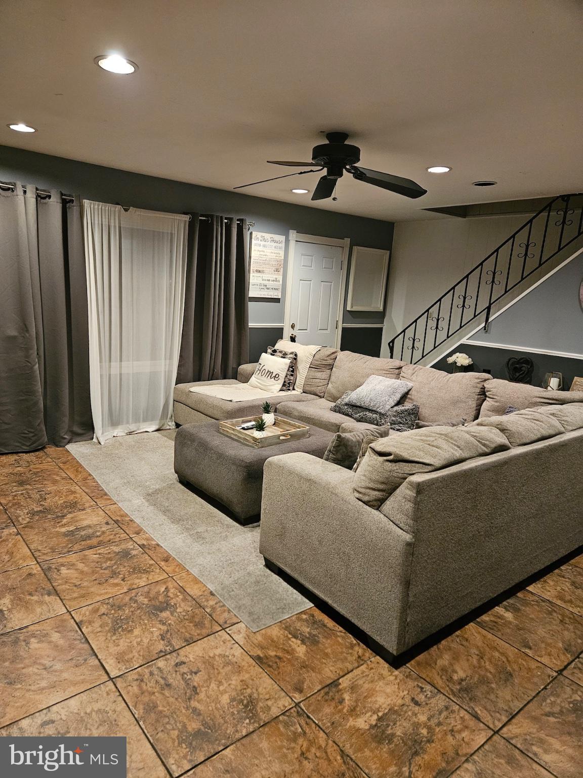 15 PARSON LANE