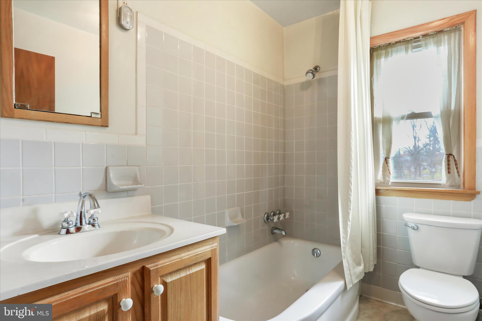 GREEN HILLS - Residential