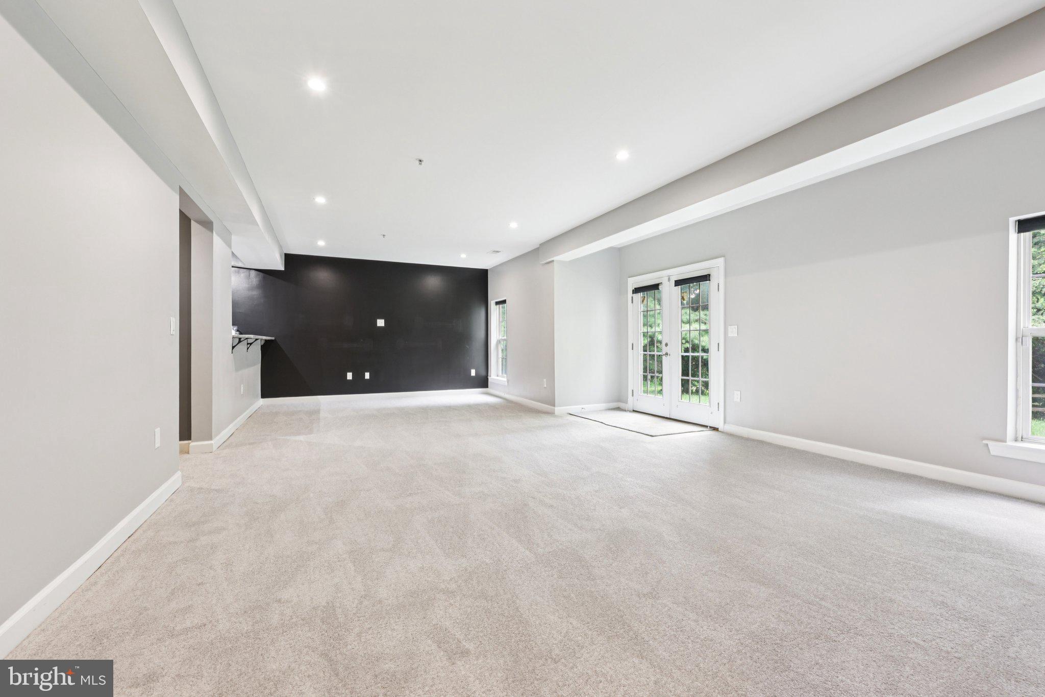 REGENT PARK - Residential