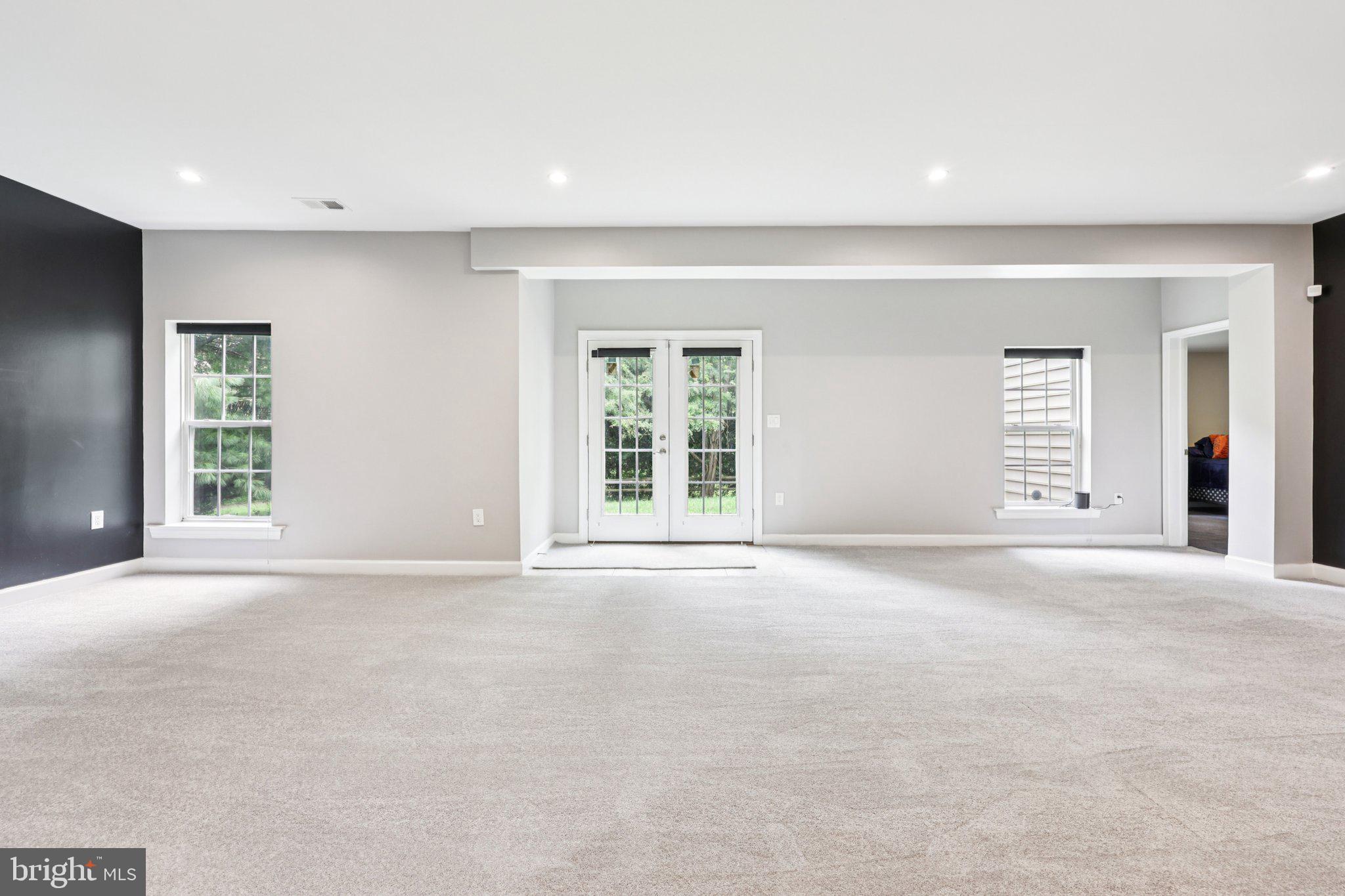 REGENT PARK - Residential