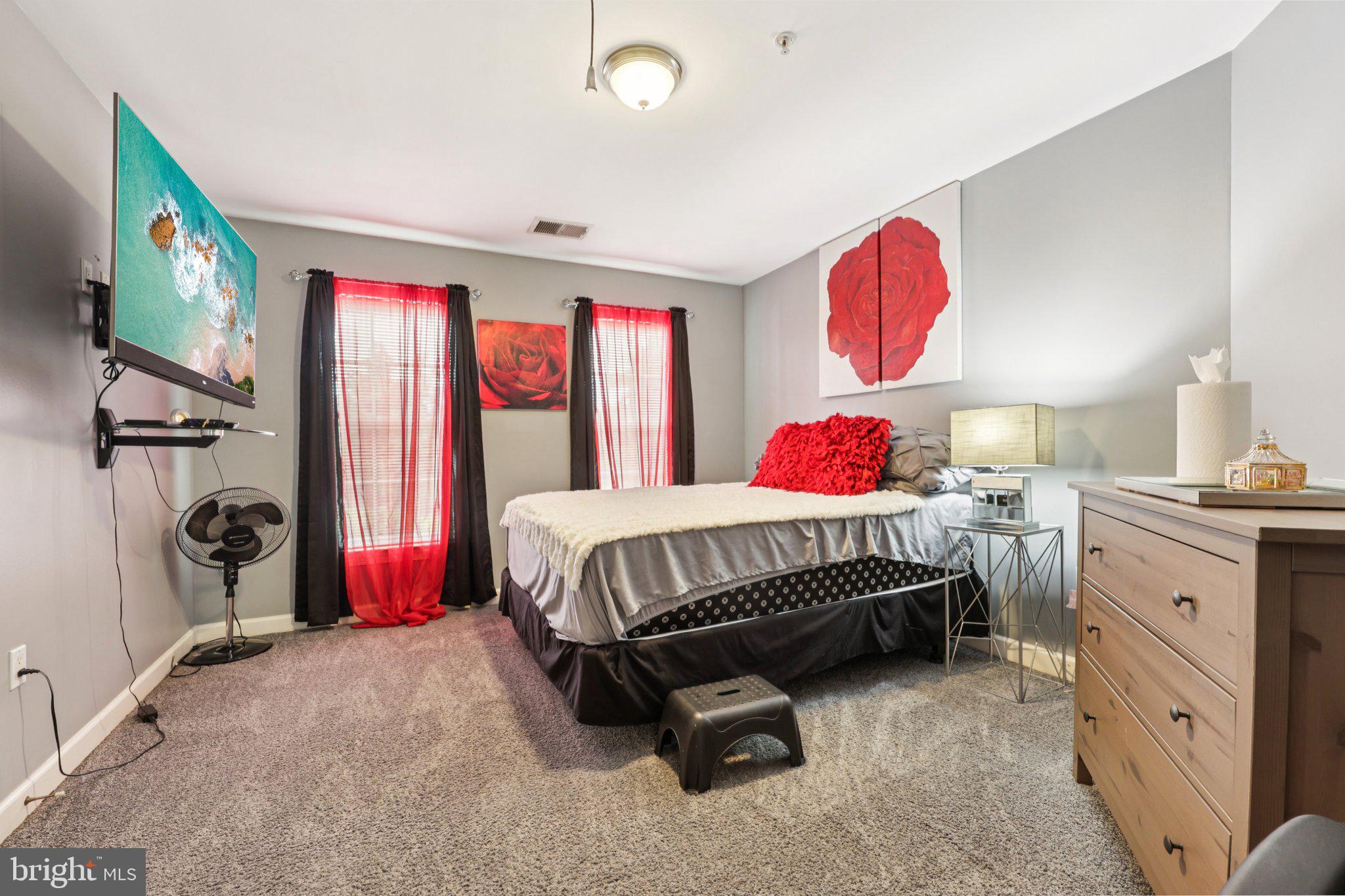 REGENT PARK - Residential