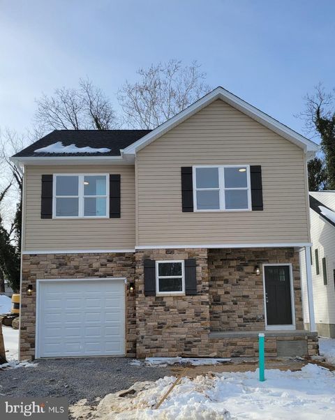 Homes For Sale - 517 S. Spring Street<br/> Berkeley County, MARTINSBURG, WV 25401