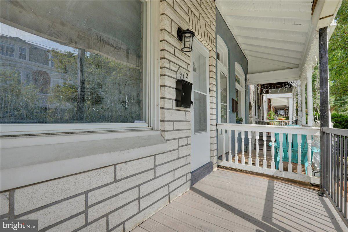 NORTHWEST READING - Residential