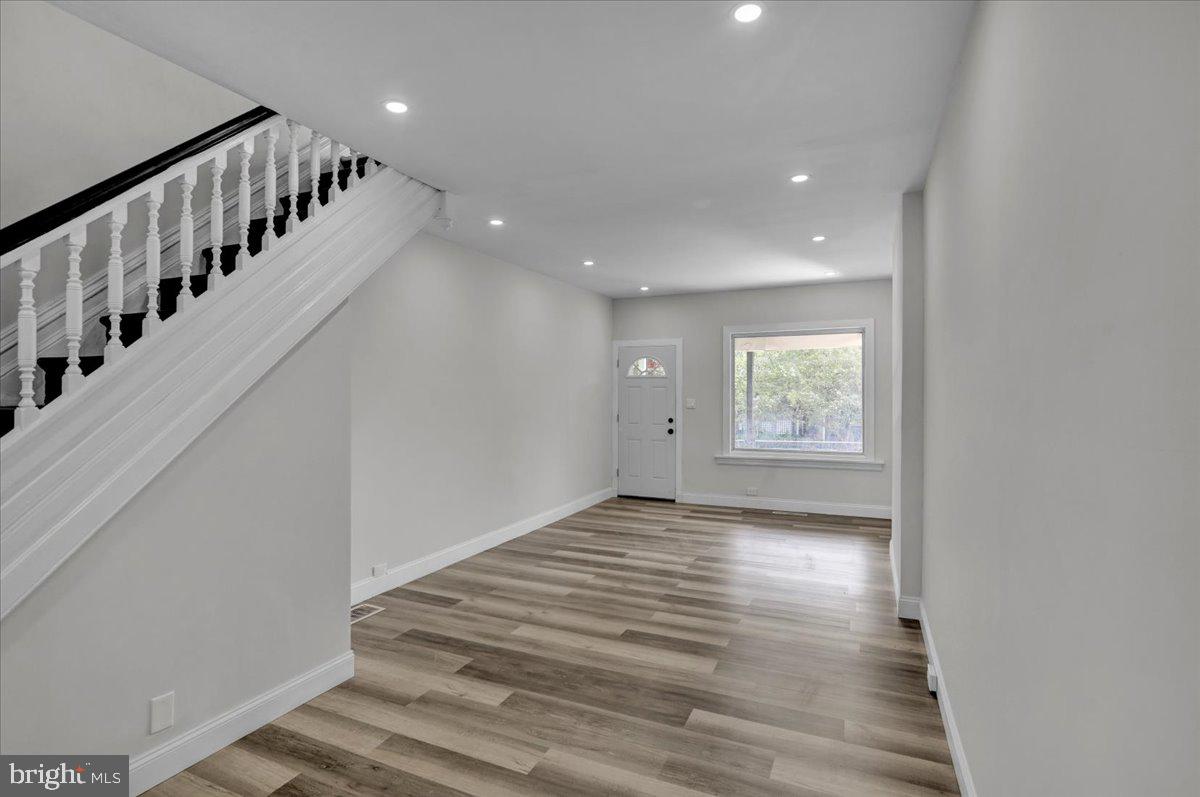 NORTHWEST READING - Residential