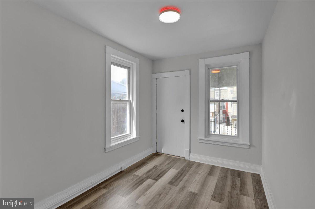 NORTHWEST READING - Residential