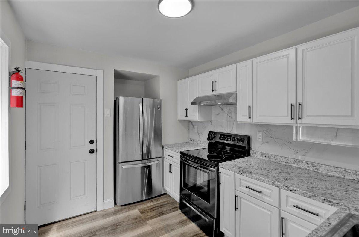 NORTHWEST READING - Residential