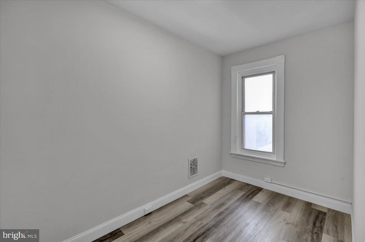 NORTHWEST READING - Residential