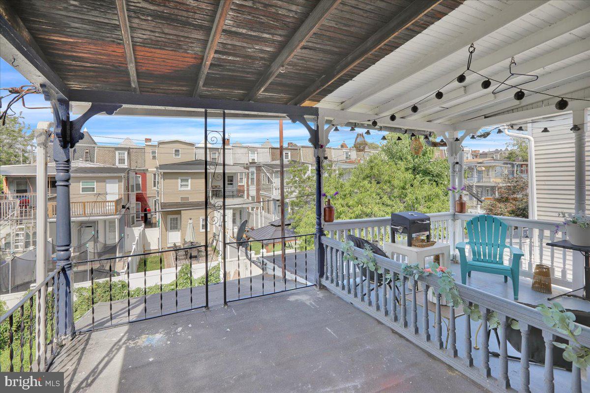 NORTHWEST READING - Residential