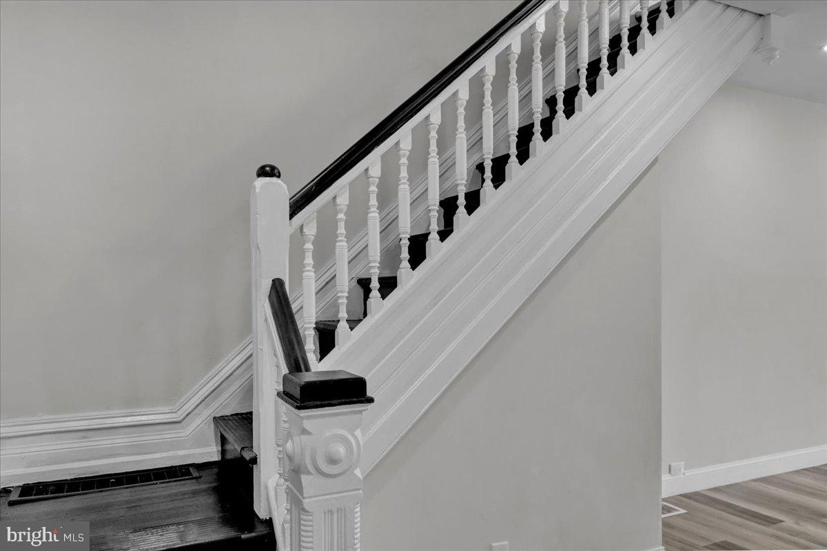 NORTHWEST READING - Residential