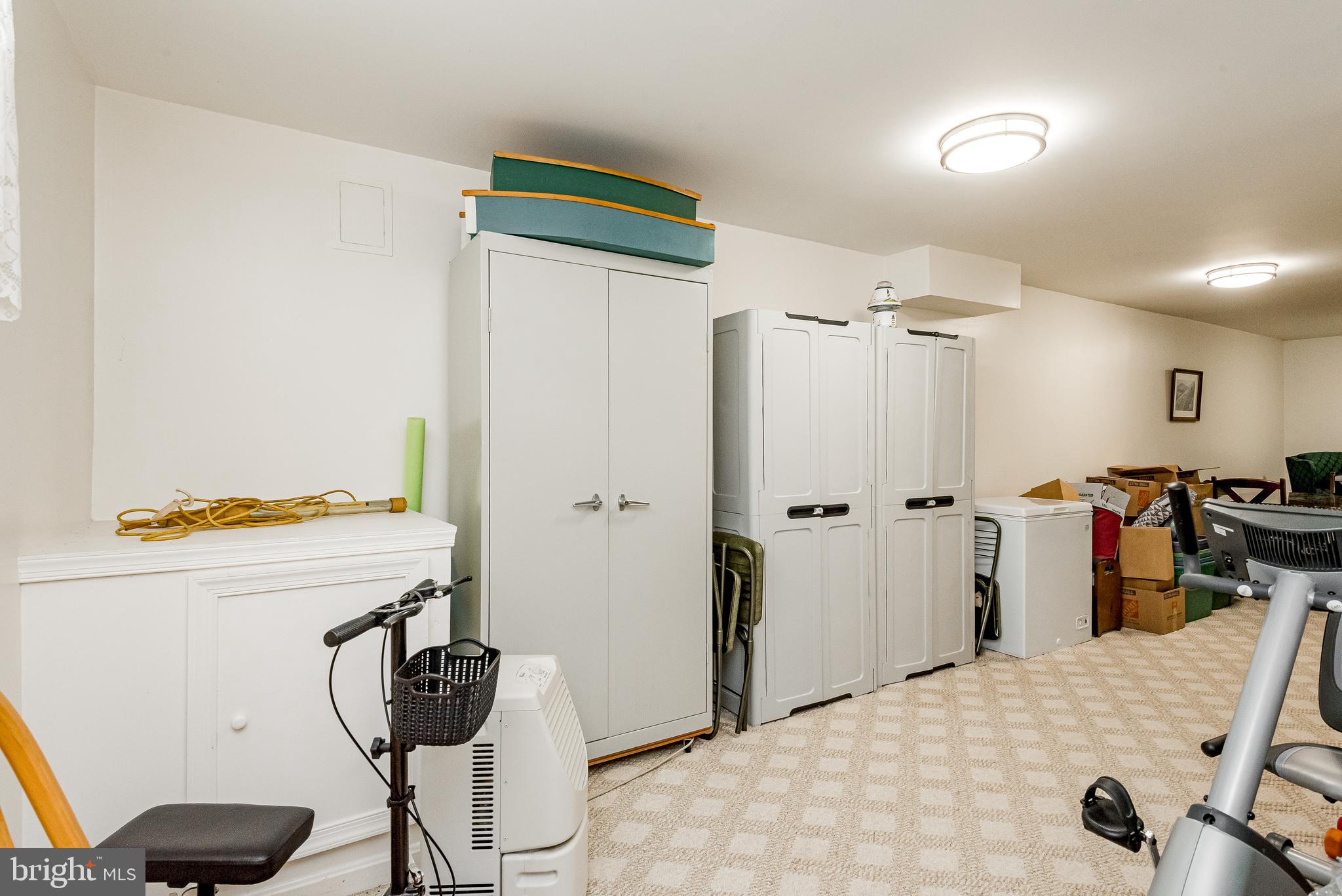 ENGLISH CONSUL ESTATES - Residential