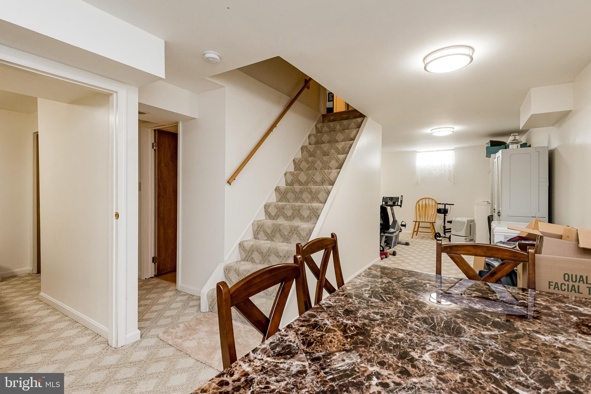 ENGLISH CONSUL ESTATES - Residential