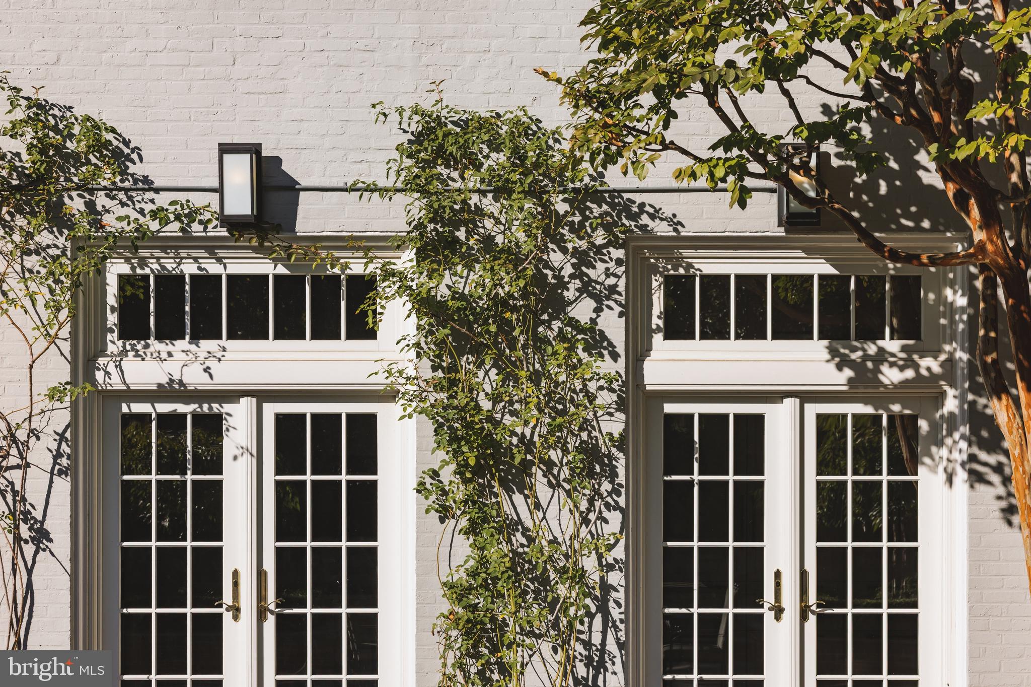 GEORGETOWN - Residential