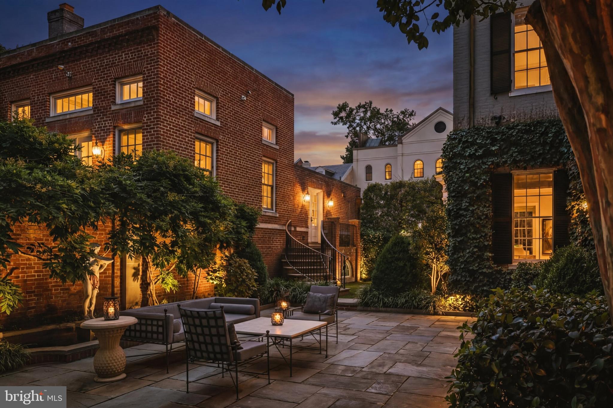 GEORGETOWN - Residential