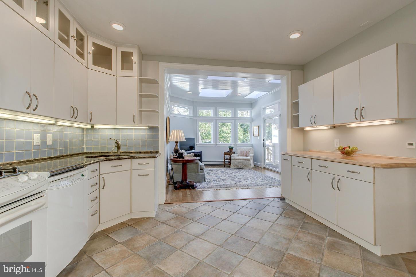 CHEVY CHASE - Residential