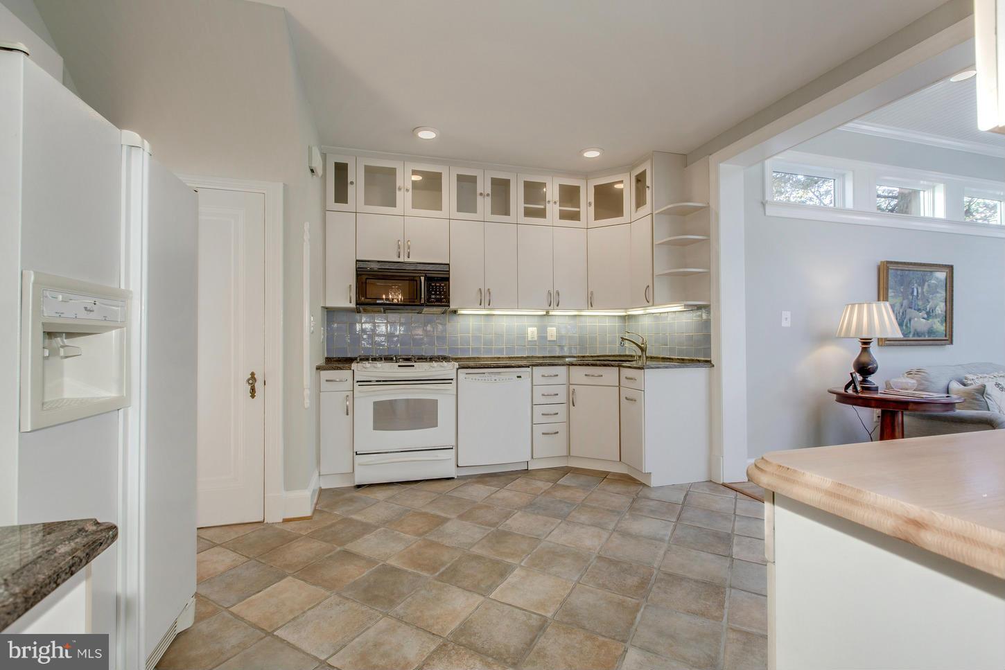 CHEVY CHASE - Residential