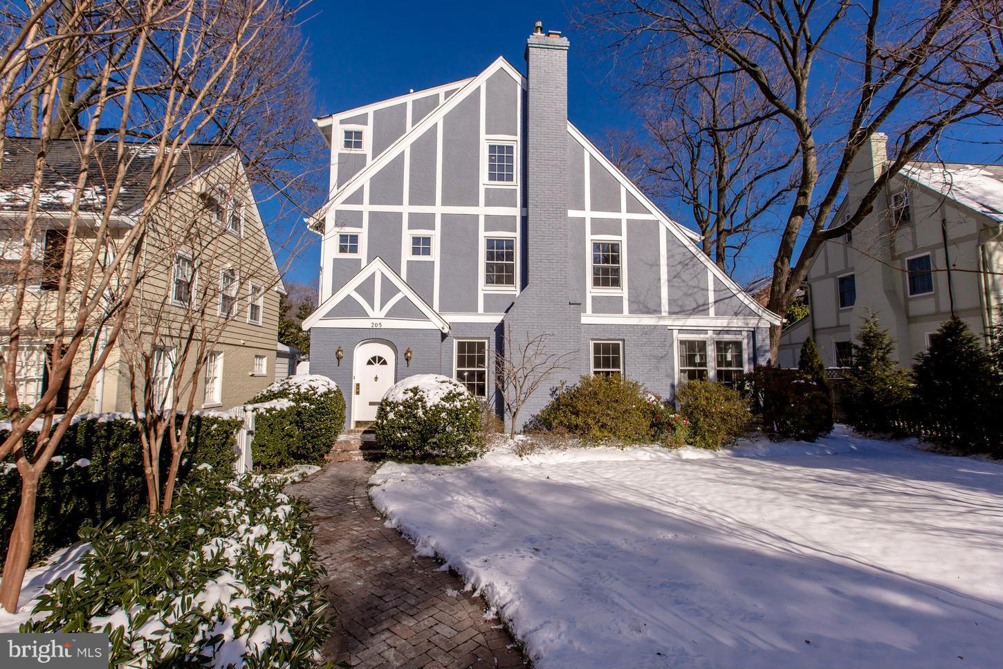 CHEVY CHASE - Residential