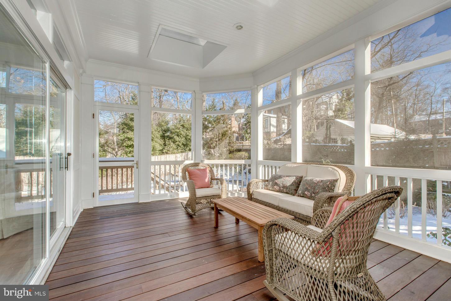 CHEVY CHASE - Residential