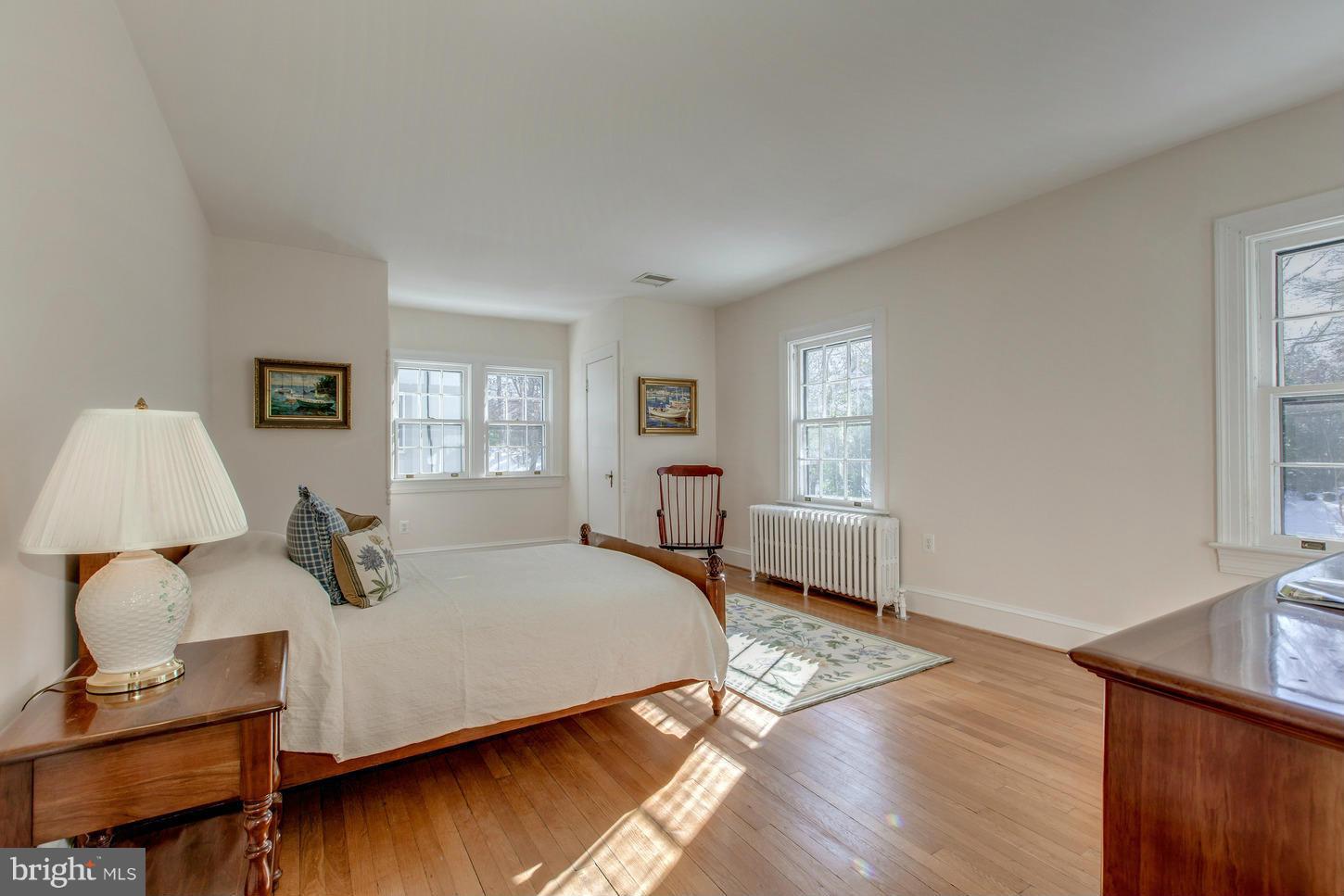 CHEVY CHASE - Residential