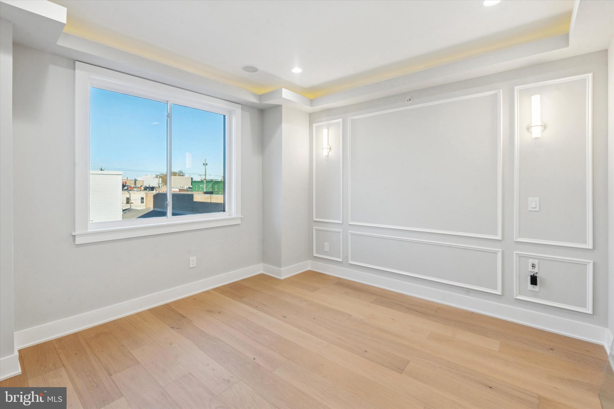 LOWER MOYAMENSING - Residential