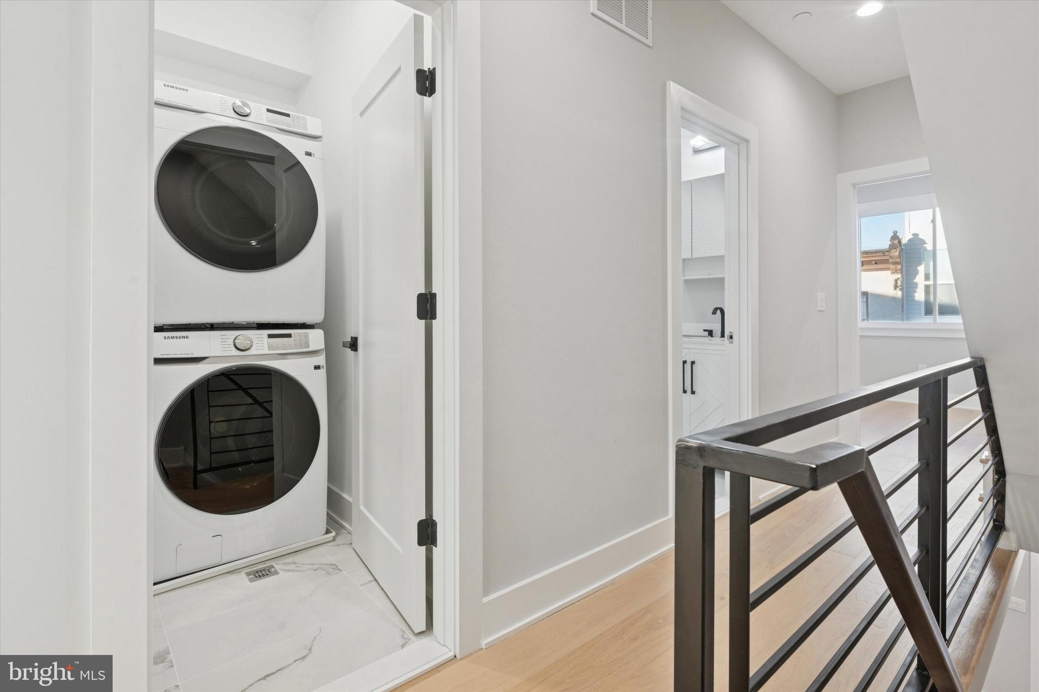 LOWER MOYAMENSING - Residential