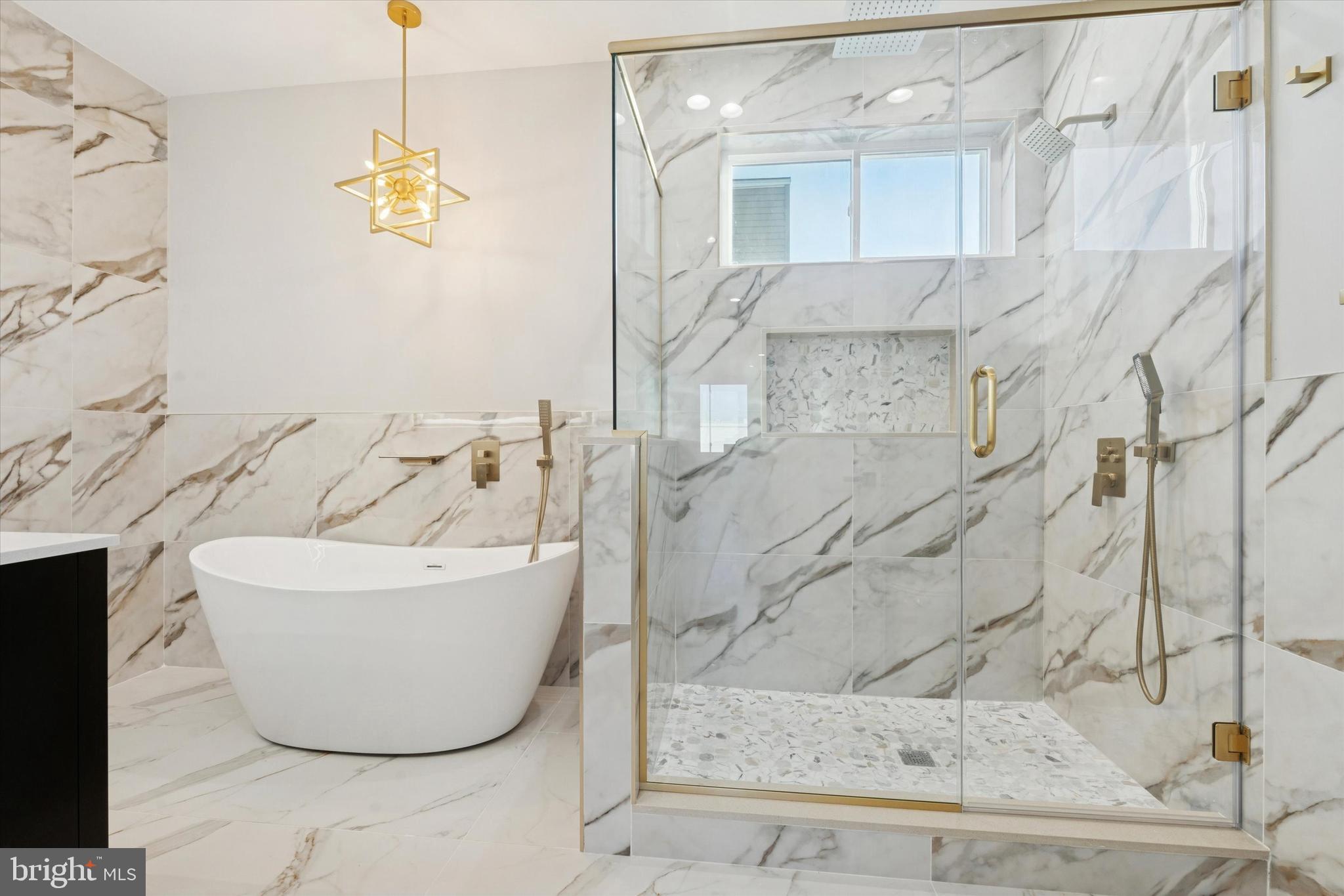 LOWER MOYAMENSING - Residential