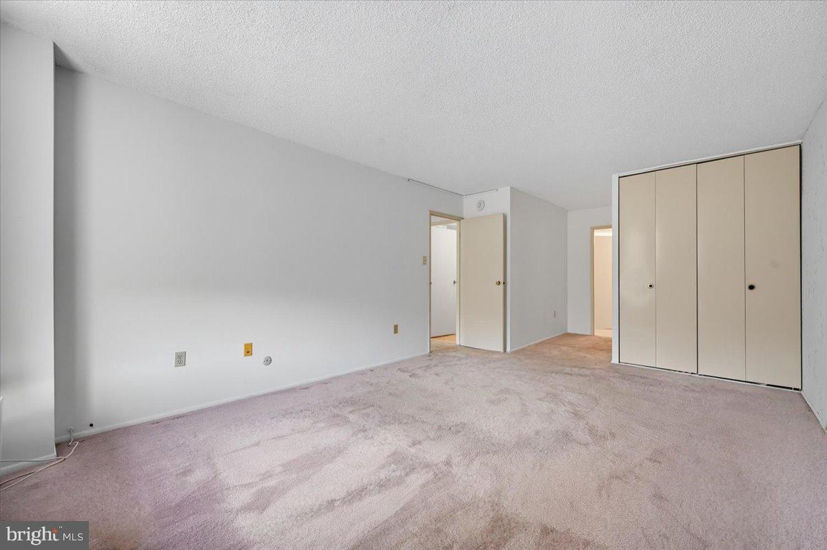 PLYMOUTH HILL - Residential