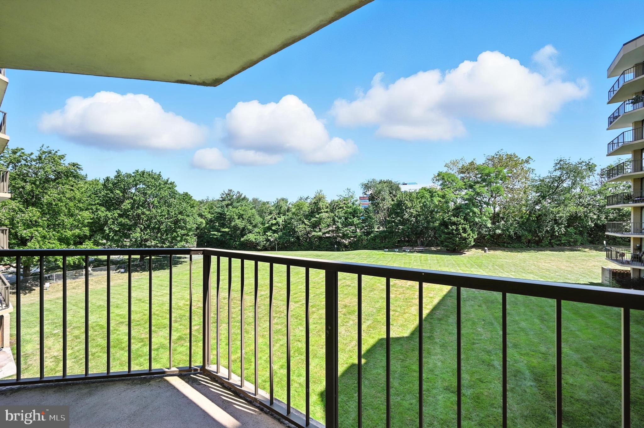 PLYMOUTH HILL - Residential