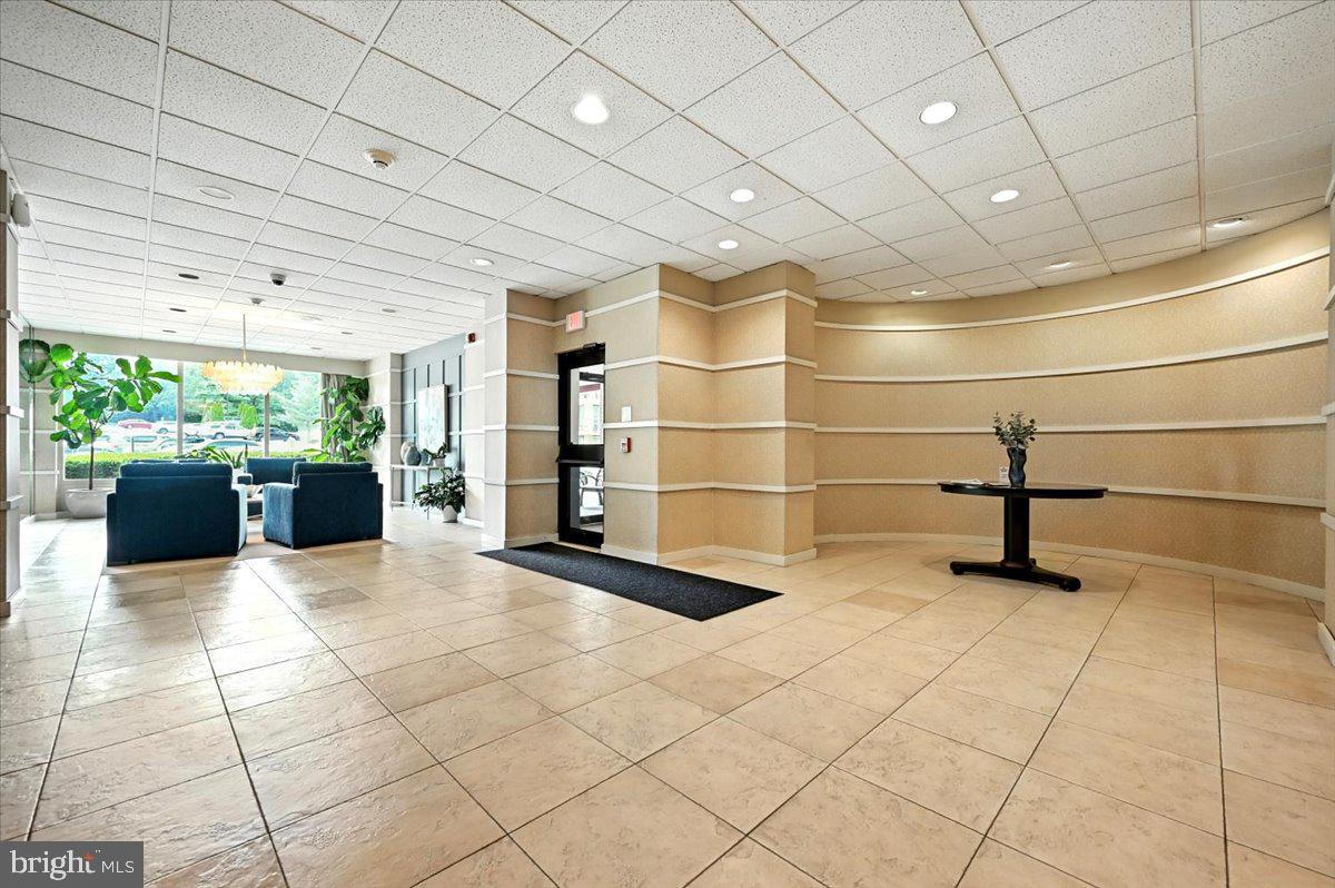 PLYMOUTH HILL - Residential