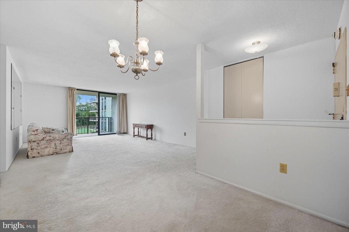 PLYMOUTH HILL - Residential