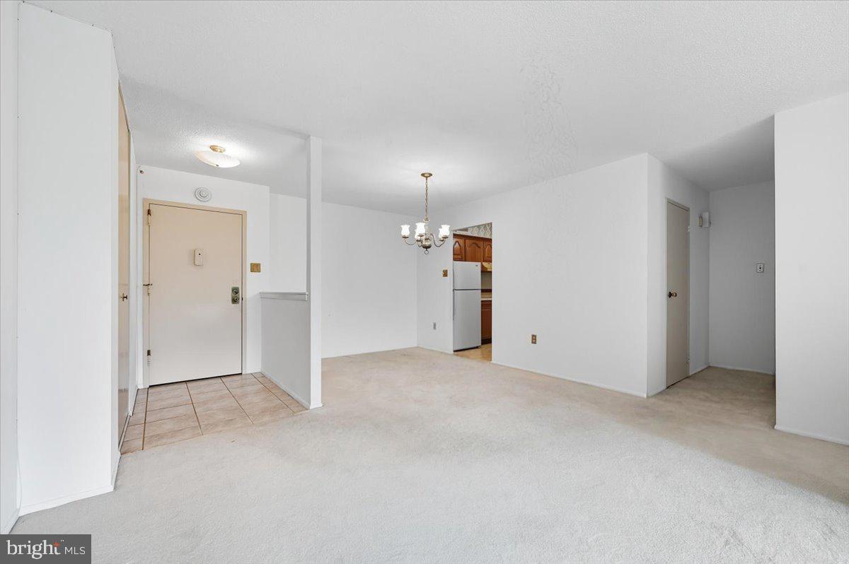 PLYMOUTH HILL - Residential