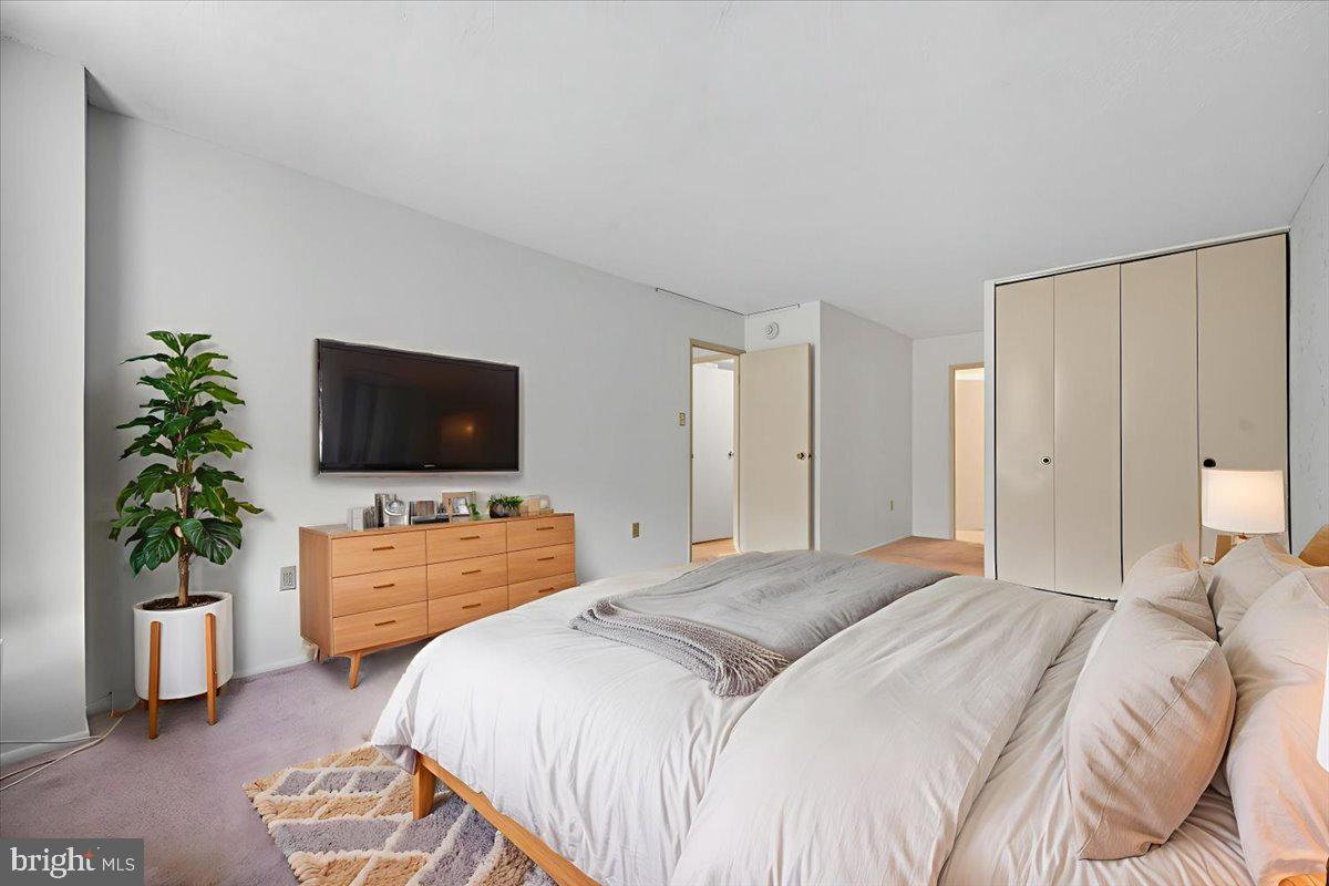 PLYMOUTH HILL - Residential