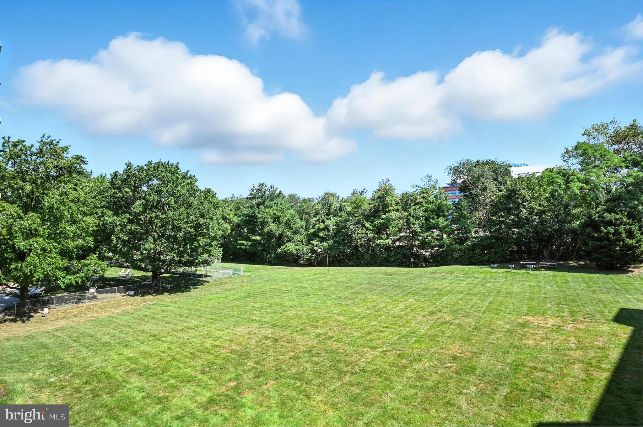 PLYMOUTH HILL - Residential