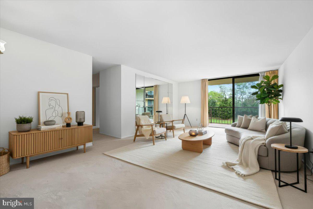 PLYMOUTH HILL - Residential