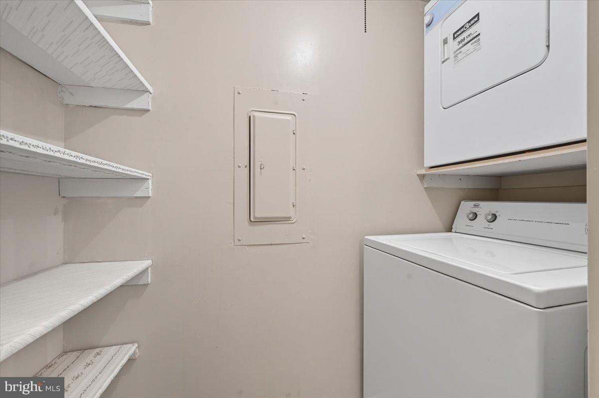 PLYMOUTH HILL - Residential