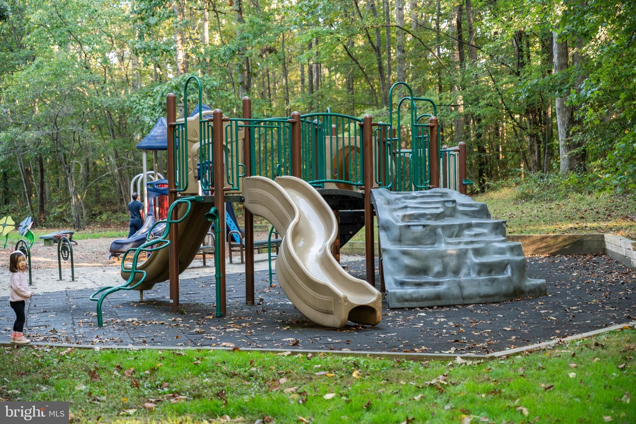 GLENWOOD MANOR - Residential