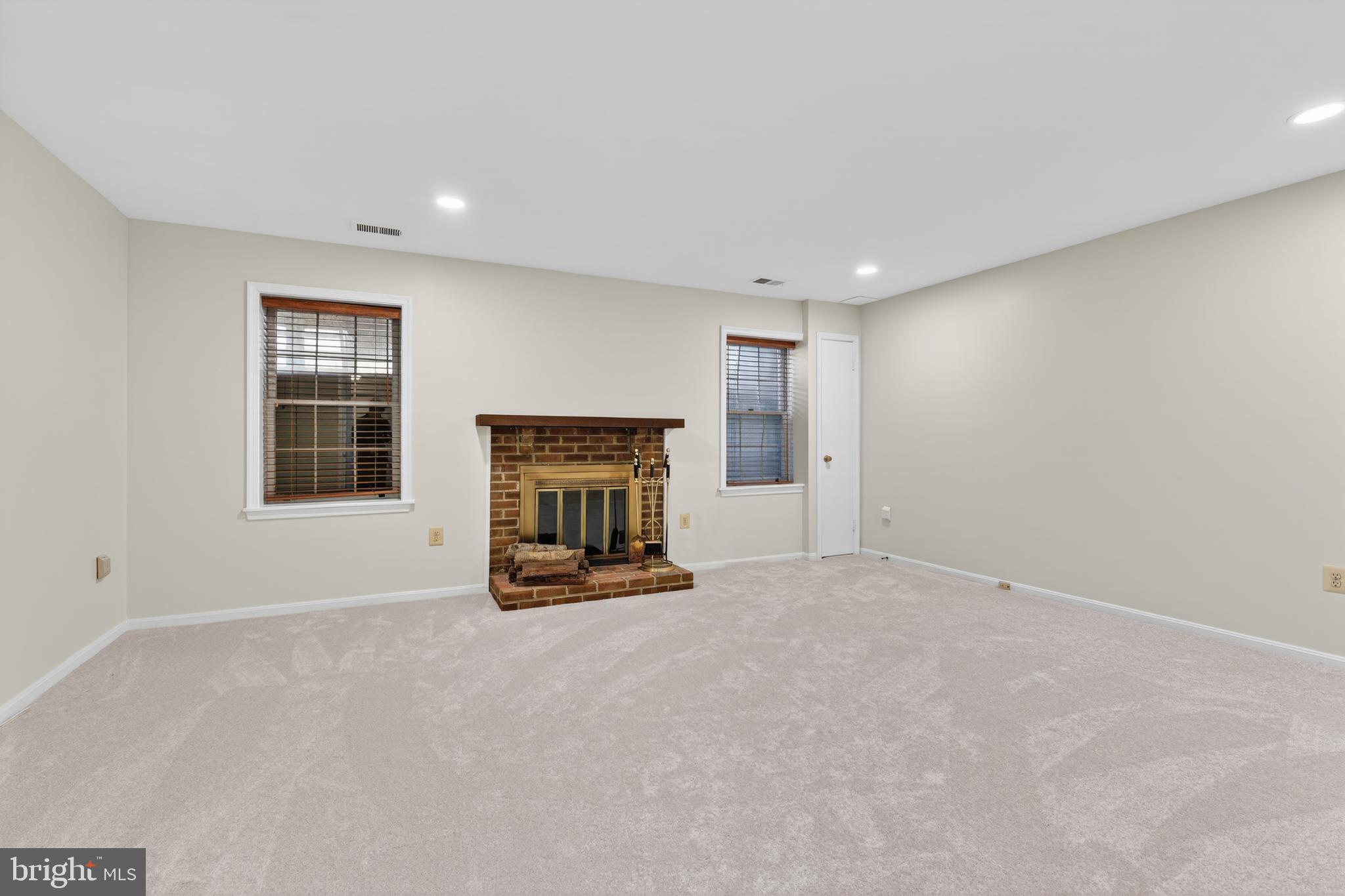 GLENWOOD MANOR - Residential