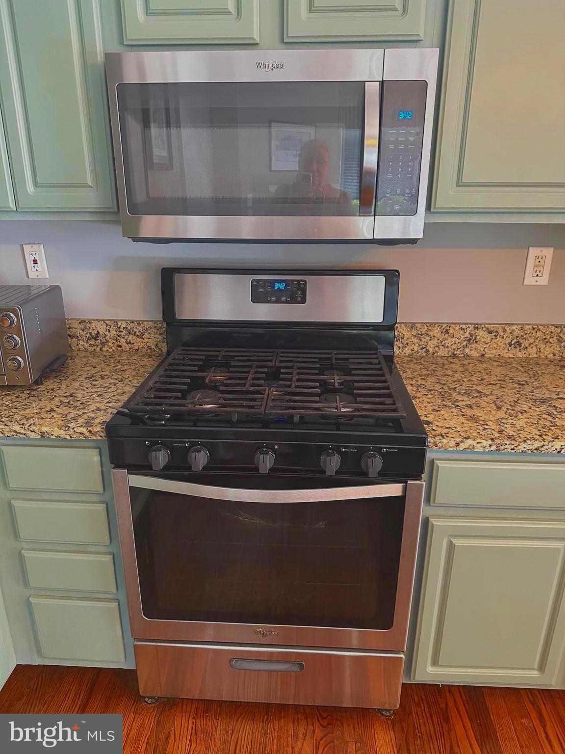 BRADFORD POINTE - Residential