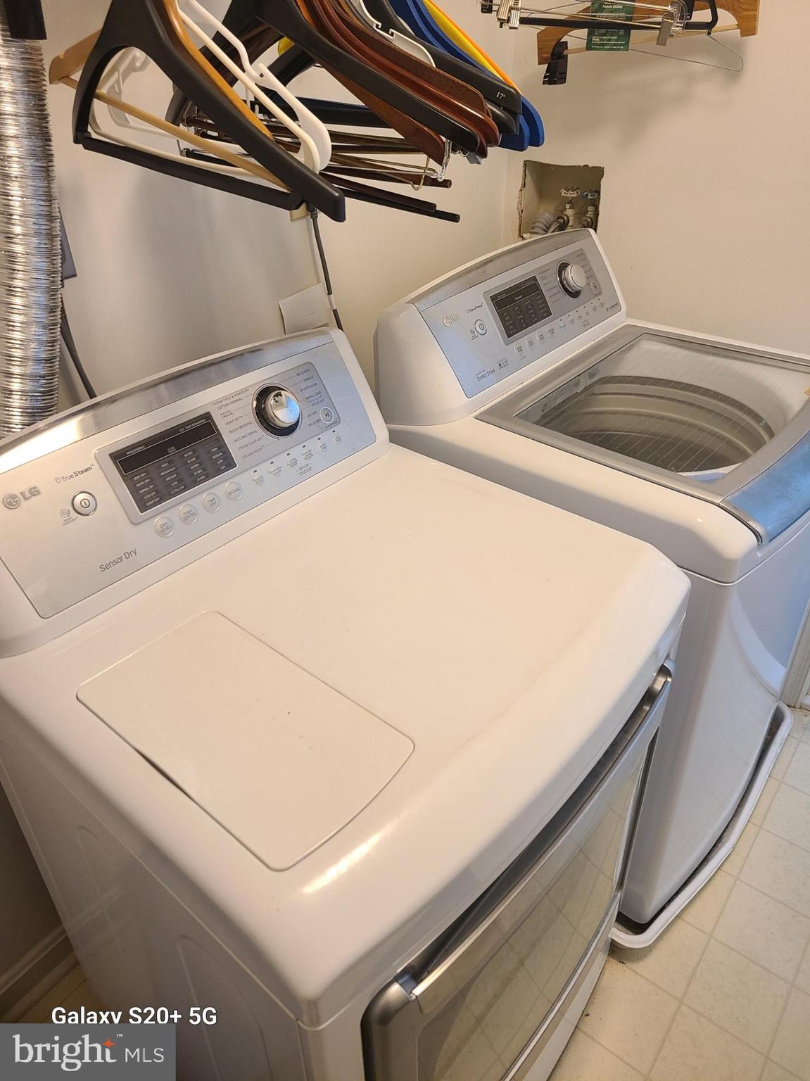 TIMBERBROOK - Residential