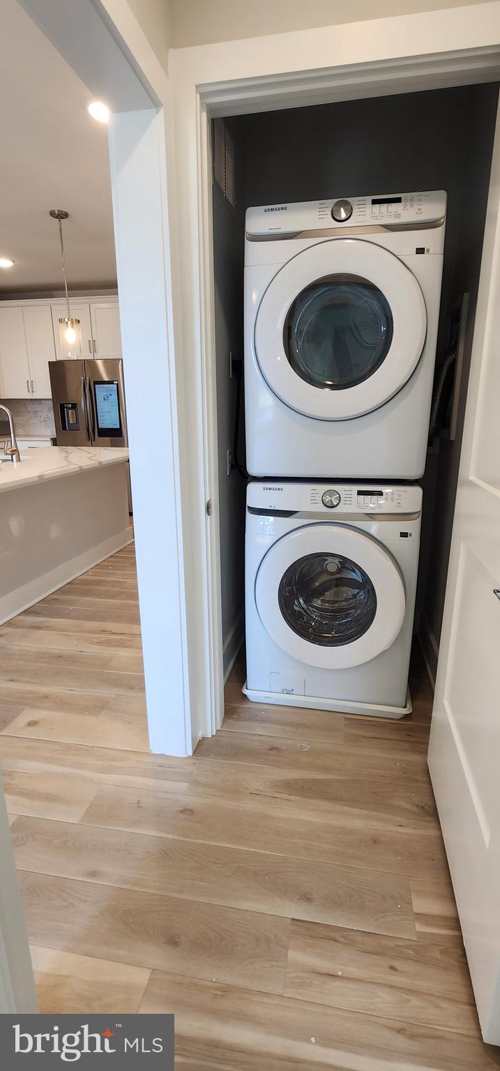 ELEMENT AT MILL CREEK - Residential