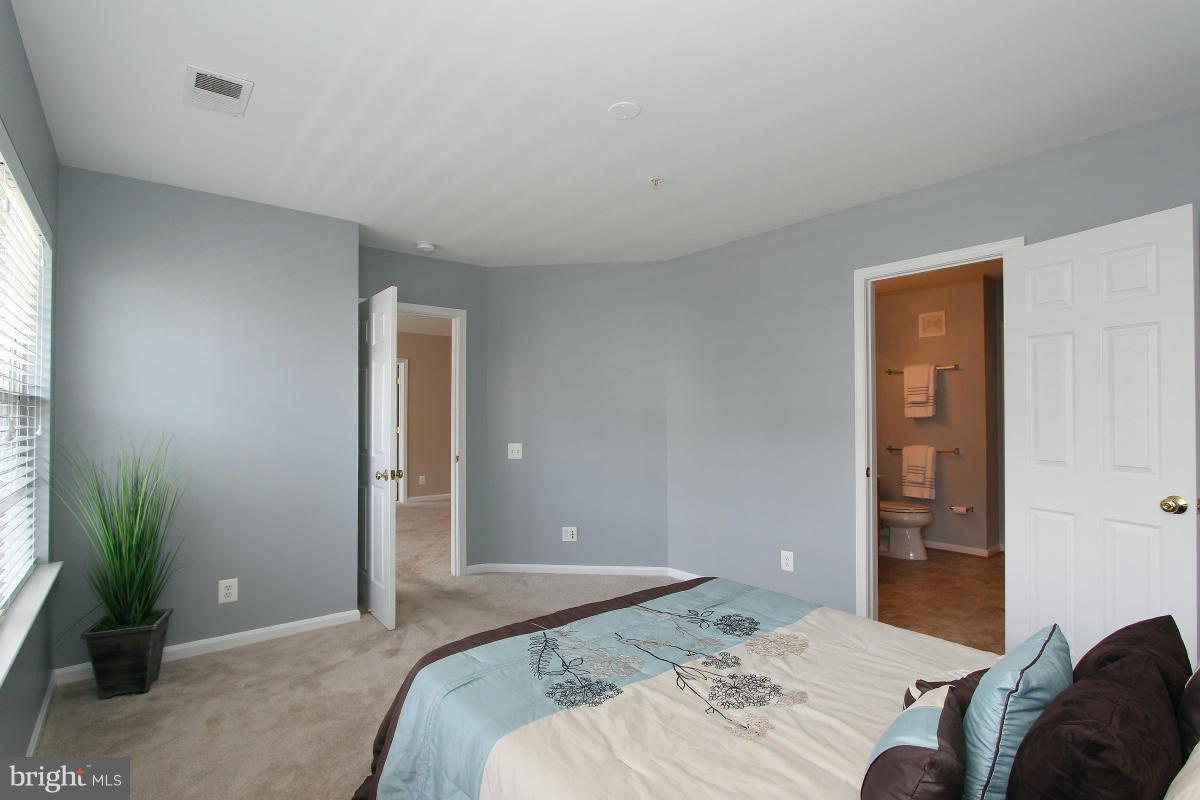 DOMINION STATION - Residential