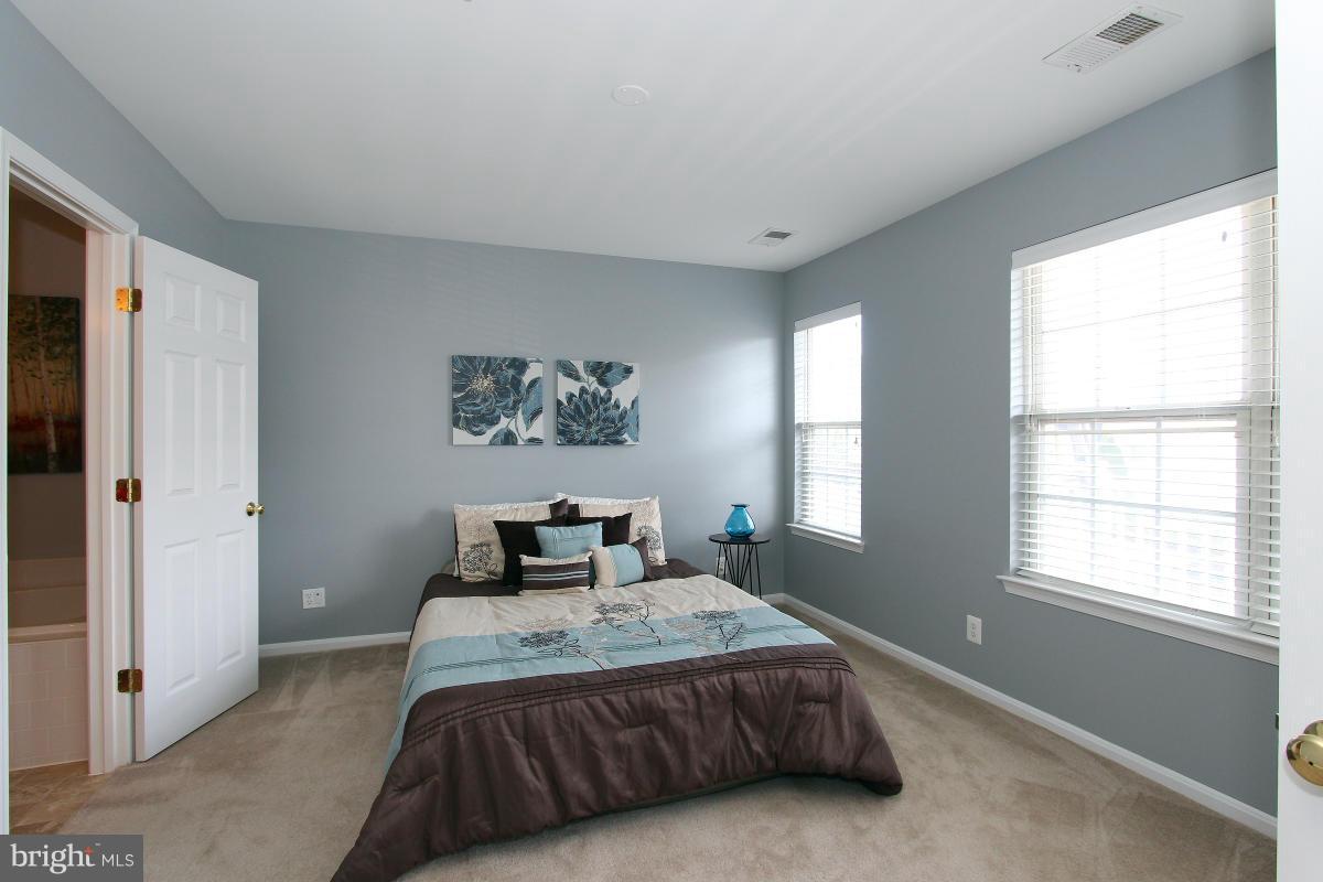 DOMINION STATION - Residential