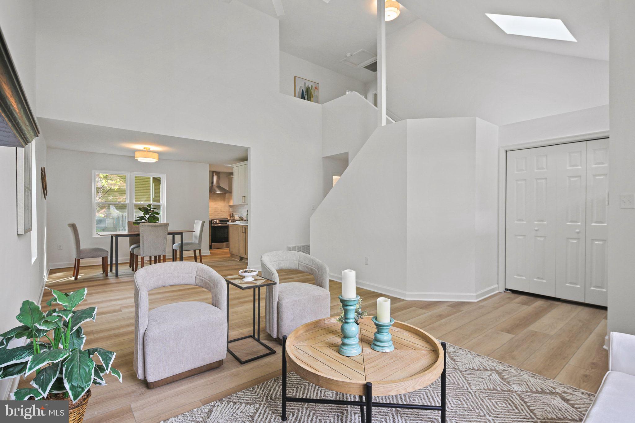 HILLSMERE ESTATES - Residential
