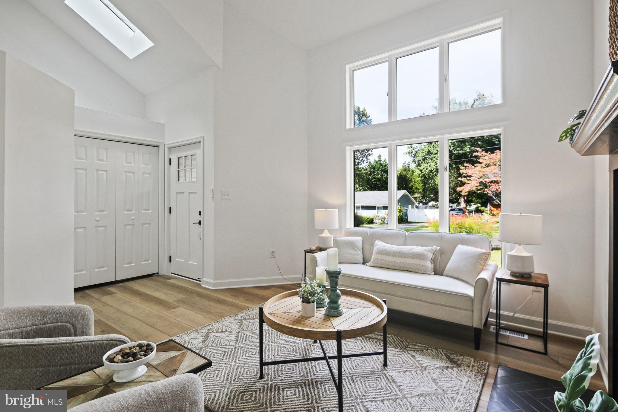 HILLSMERE ESTATES - Residential