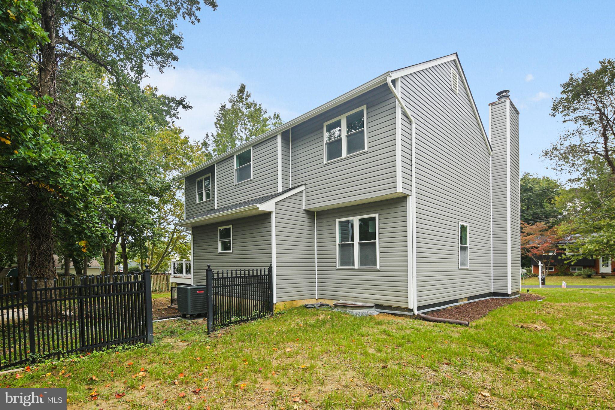 HILLSMERE ESTATES - Residential