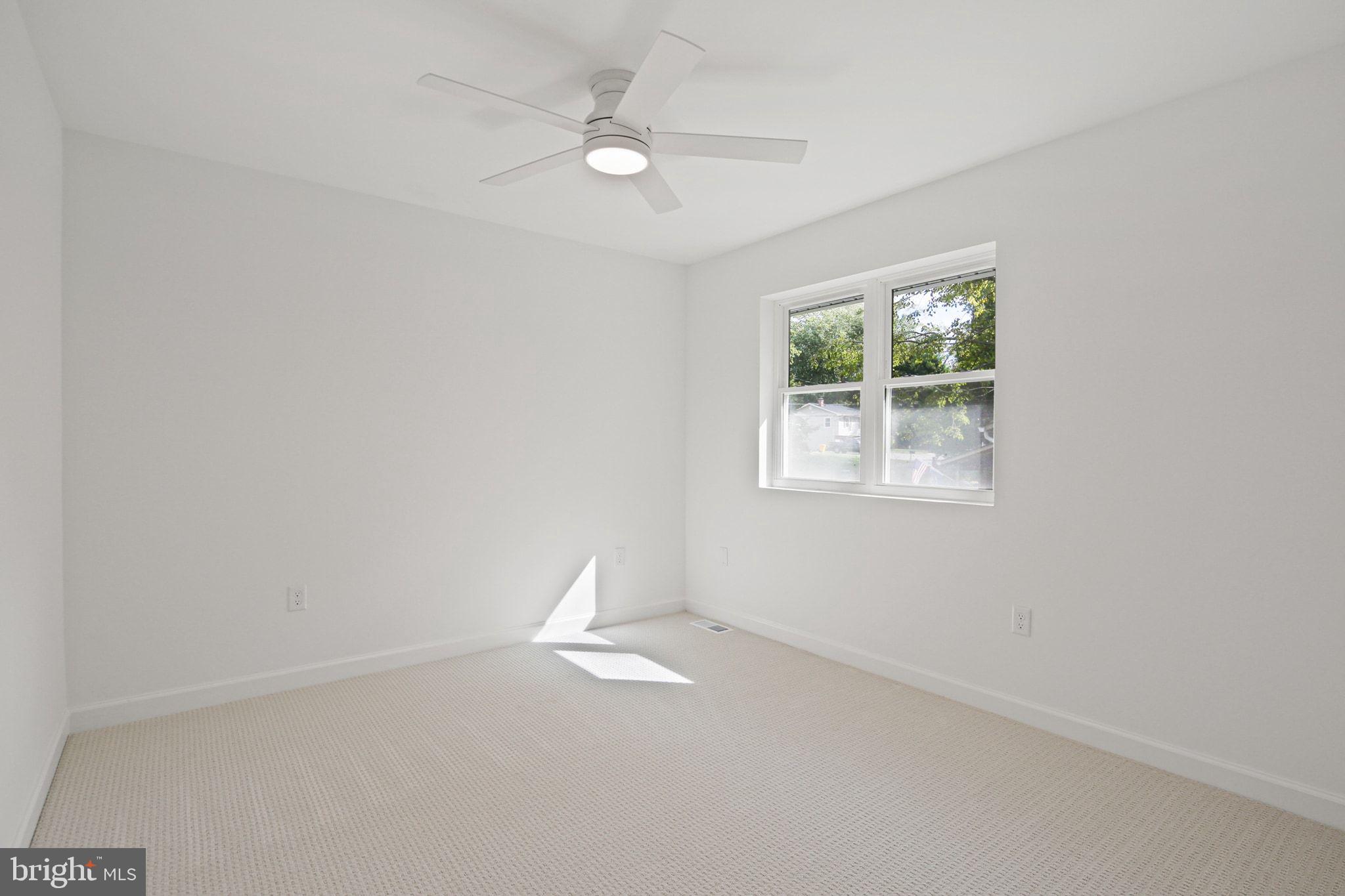 HILLSMERE ESTATES - Residential