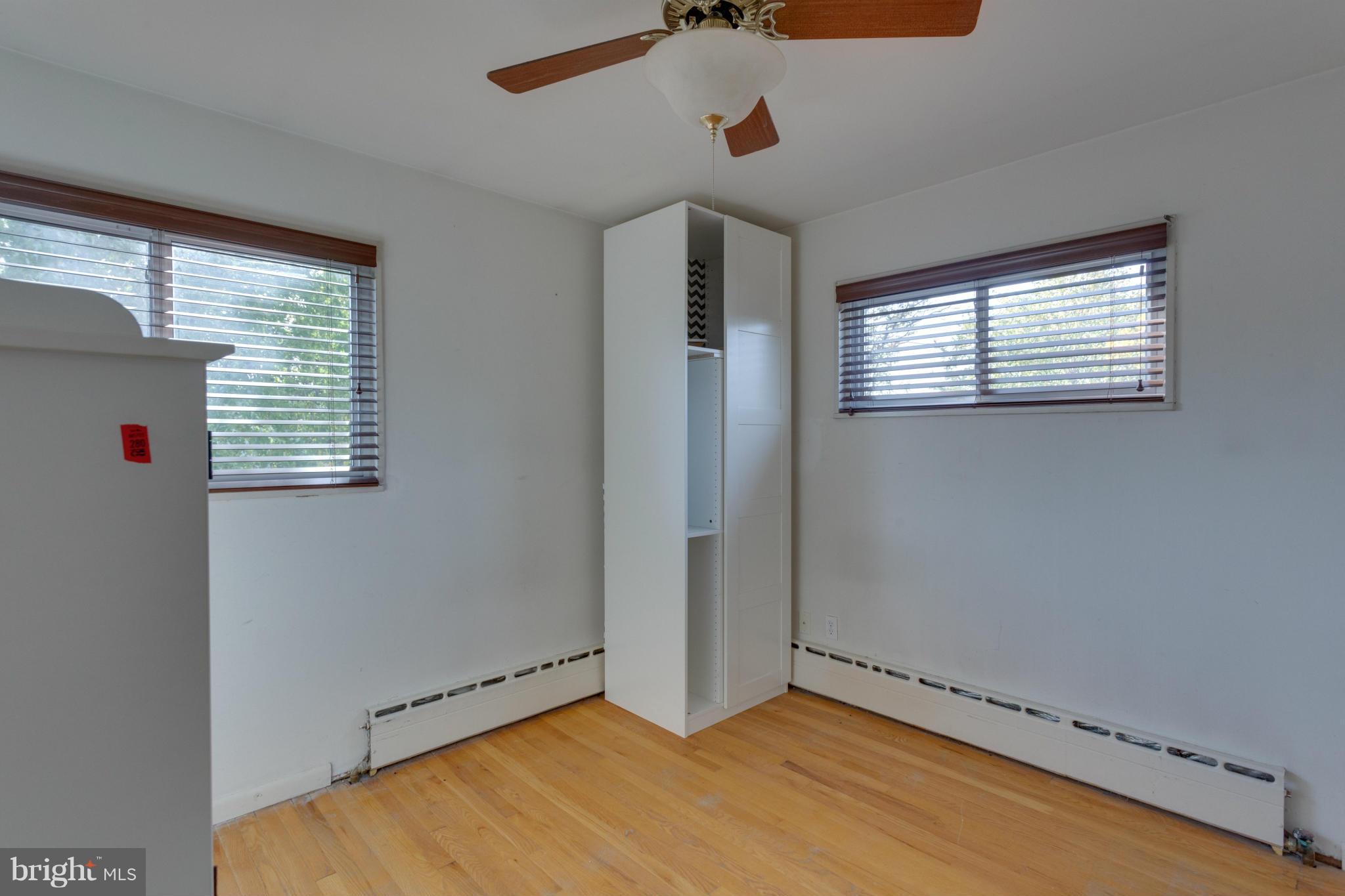 TEMPLE PARK - Residential Lease