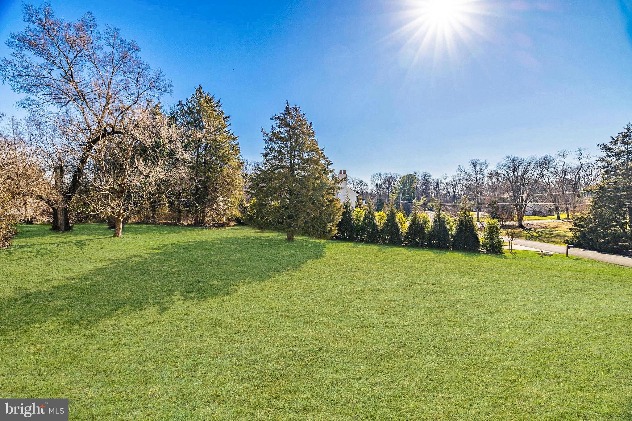 SALONA VILLAGE - Residential