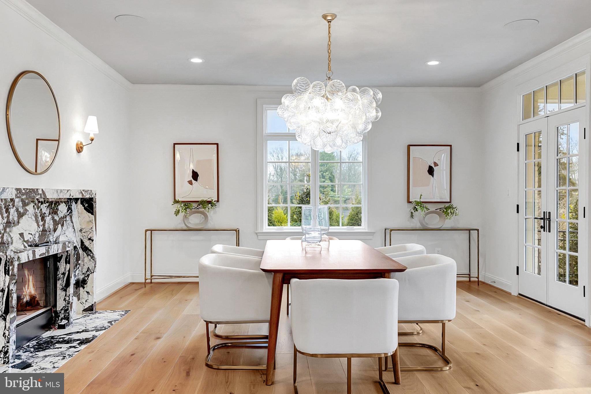 SALONA VILLAGE - Residential